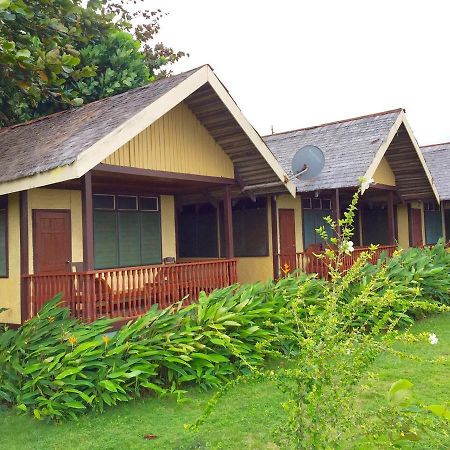 Pems Pension And Restaurant Taytay  Eksteriør bilde